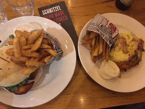 Schnitz - Northern Rivers Accommodation 0