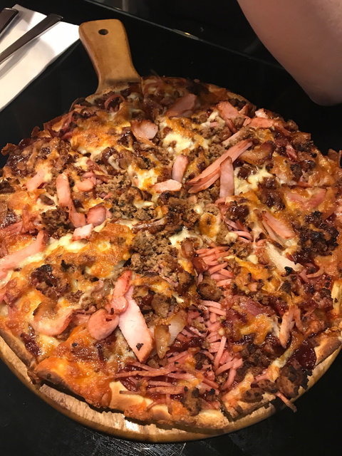 Sandy's Bar And Grill - Northern Rivers Accommodation 2