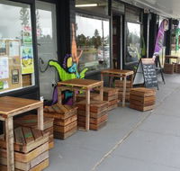 Charlie's Raw Squeeze Clontarf - Northern Rivers Accommodation