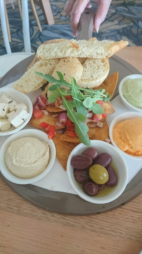 Trinity Beach Tavern - Northern Rivers Accommodation 3