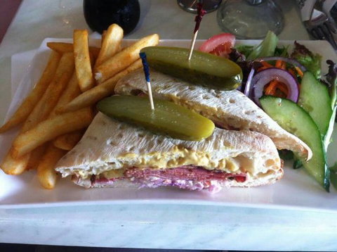 The Coffee Club - Forest Lake - Northern Rivers Accommodation 0