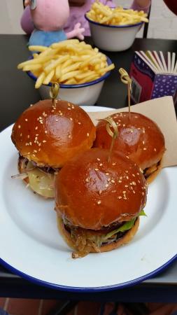 Burger Burger - Northern Rivers Accommodation 0