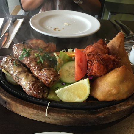 Sunrise Indian Restaurant - Northern Rivers Accommodation 0