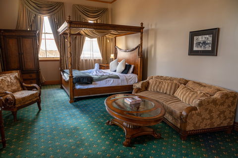 Denison Boutique Hotel - Northern Rivers Accommodation 12
