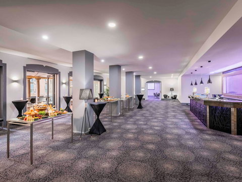 Novotel Sydney Central - Northern Rivers Accommodation 8