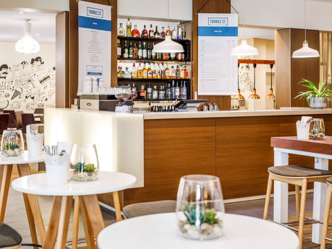 Novotel Sydney Central - Northern Rivers Accommodation 10