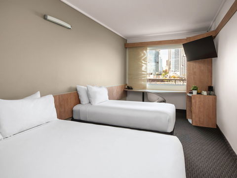 Ibis Sydney Darling Harbour - Northern Rivers Accommodation 3