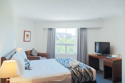 Seasons Darling Harbour - Northern Rivers Accommodation 13