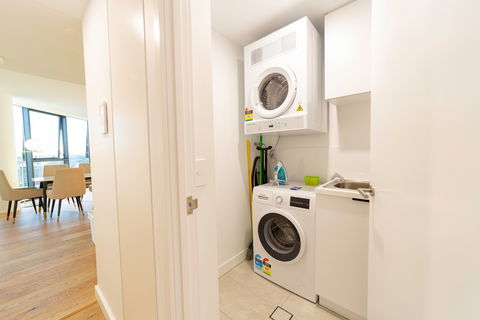 Arise Brisbane One - Northern Rivers Accommodation 3