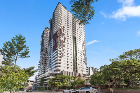 Arise Ivy And Eve - Northern Rivers Accommodation 2