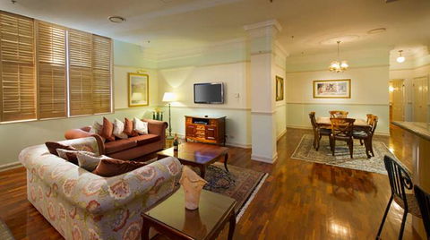 Royal Albert Hotel - Northern Rivers Accommodation 12