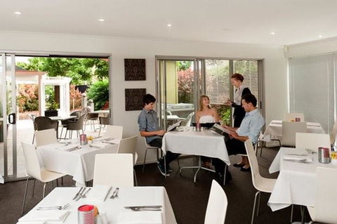 Rocklea International Hotel - Northern Rivers Accommodation 8