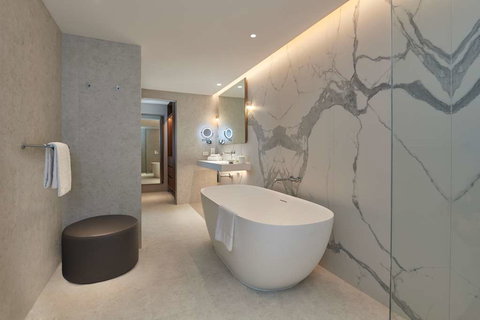 Parmelia Hilton Perth - Northern Rivers Accommodation 4