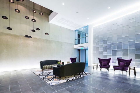 Avenue Hotel Canberra - Northern Rivers Accommodation 1