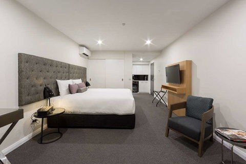 Avenue Hotel Canberra - Northern Rivers Accommodation 4