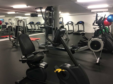 Avenue Hotel Canberra - Northern Rivers Accommodation 10