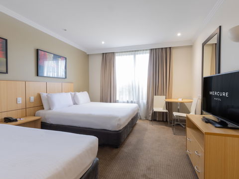Mercure Brisbane Garden City - Northern Rivers Accommodation 7