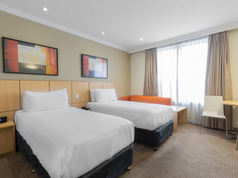 Mercure Brisbane Garden City - Northern Rivers Accommodation 12