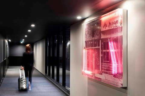 Midnight Hotel, Autograph Collection - Northern Rivers Accommodation 3