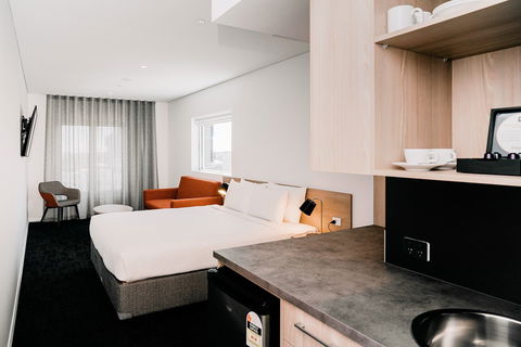 Tom's Court Hotel - Northern Rivers Accommodation 10