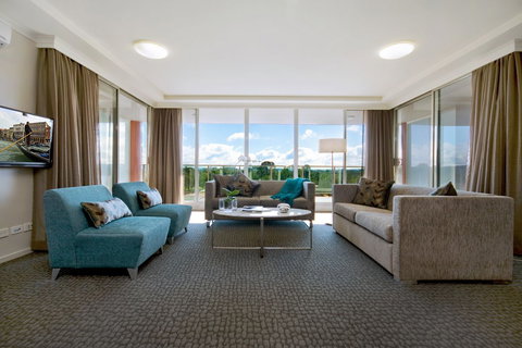 Pacific Suites Canberra - Northern Rivers Accommodation 1