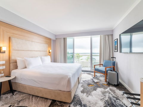 Novotel Brighton Beach - Northern Rivers Accommodation 6