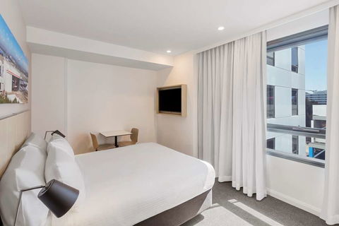 Travelodge Sydney Airport - Northern Rivers Accommodation 5