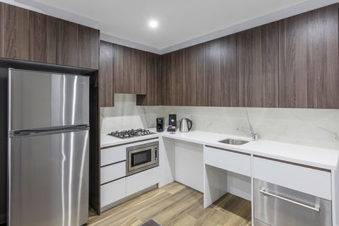 Meriton Serviced Apartments North Sydney - Northern Rivers Accommodation 2