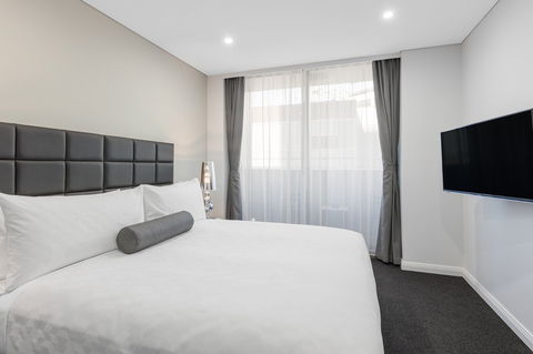 Meriton Serviced Apartments North Sydney - Northern Rivers Accommodation 3