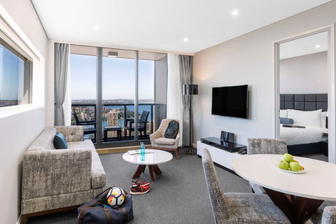 Meriton Serviced Apartments North Sydney - Northern Rivers Accommodation 10