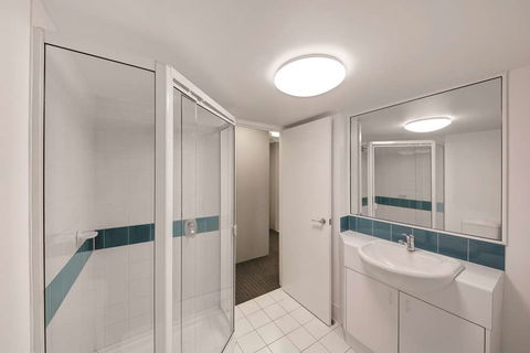 Adina Serviced Apartments James Court - Northern Rivers Accommodation 8