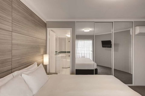 Adina Serviced Apartments James Court - Northern Rivers Accommodation 10