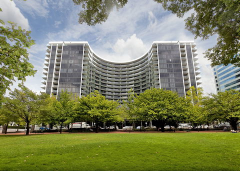 Astra Canberra Manhattan - Northern Rivers Accommodation 0