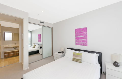 Astra Canberra Manhattan - Northern Rivers Accommodation 4