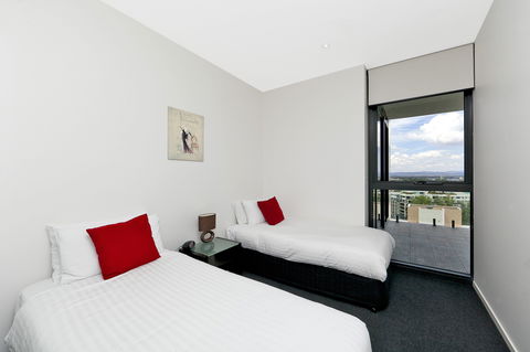 Astra Canberra Manhattan - Northern Rivers Accommodation 9