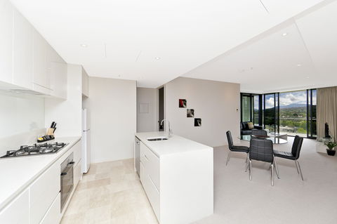 Astra Canberra Manhattan - Northern Rivers Accommodation 10
