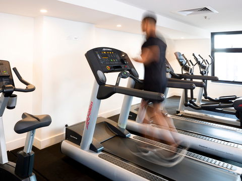 Novotel Sydney International Airport - Northern Rivers Accommodation 15