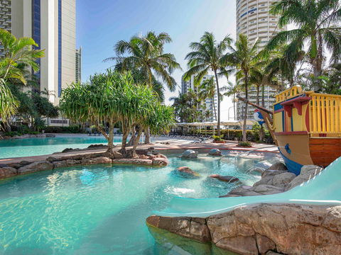 Mantra Crown Towers Surfers Paradise - Northern Rivers Accommodation 15