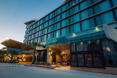 Eatons Hill Hotel - Northern Rivers Accommodation 0