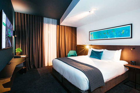 Eatons Hill Hotel - Northern Rivers Accommodation 4