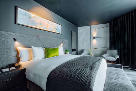Eatons Hill Hotel - Northern Rivers Accommodation 6