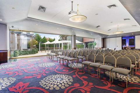 Quality Inn Taylors Lakes Motel - Northern Rivers Accommodation 12