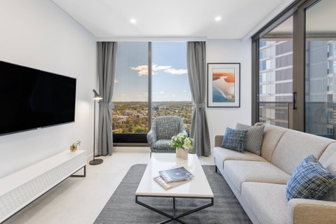 Meriton Suites George St - Northern Rivers Accommodation 6
