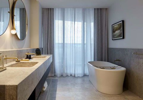 Eos By SkyCity - Northern Rivers Accommodation 3