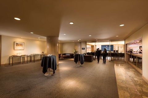 Stamford Plaza Adelaide - Northern Rivers Accommodation 6