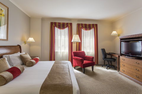 Hotel Grand Chancellor On Currie - Northern Rivers Accommodation 2