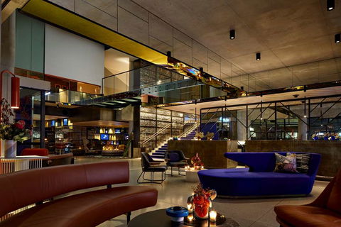QT Melbourne - Northern Rivers Accommodation 2