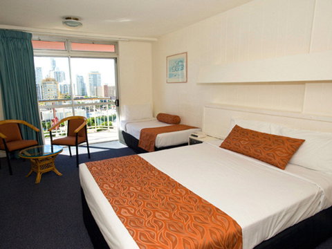Islander Resort Hotel - Northern Rivers Accommodation 2