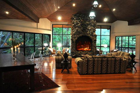 Escarpment Retreat - Northern Rivers Accommodation 1