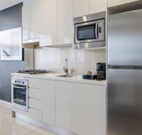 Meriton Suites Zetland - Northern Rivers Accommodation